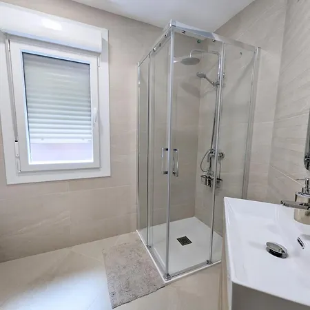 Turisticos Turistoledo Apartman